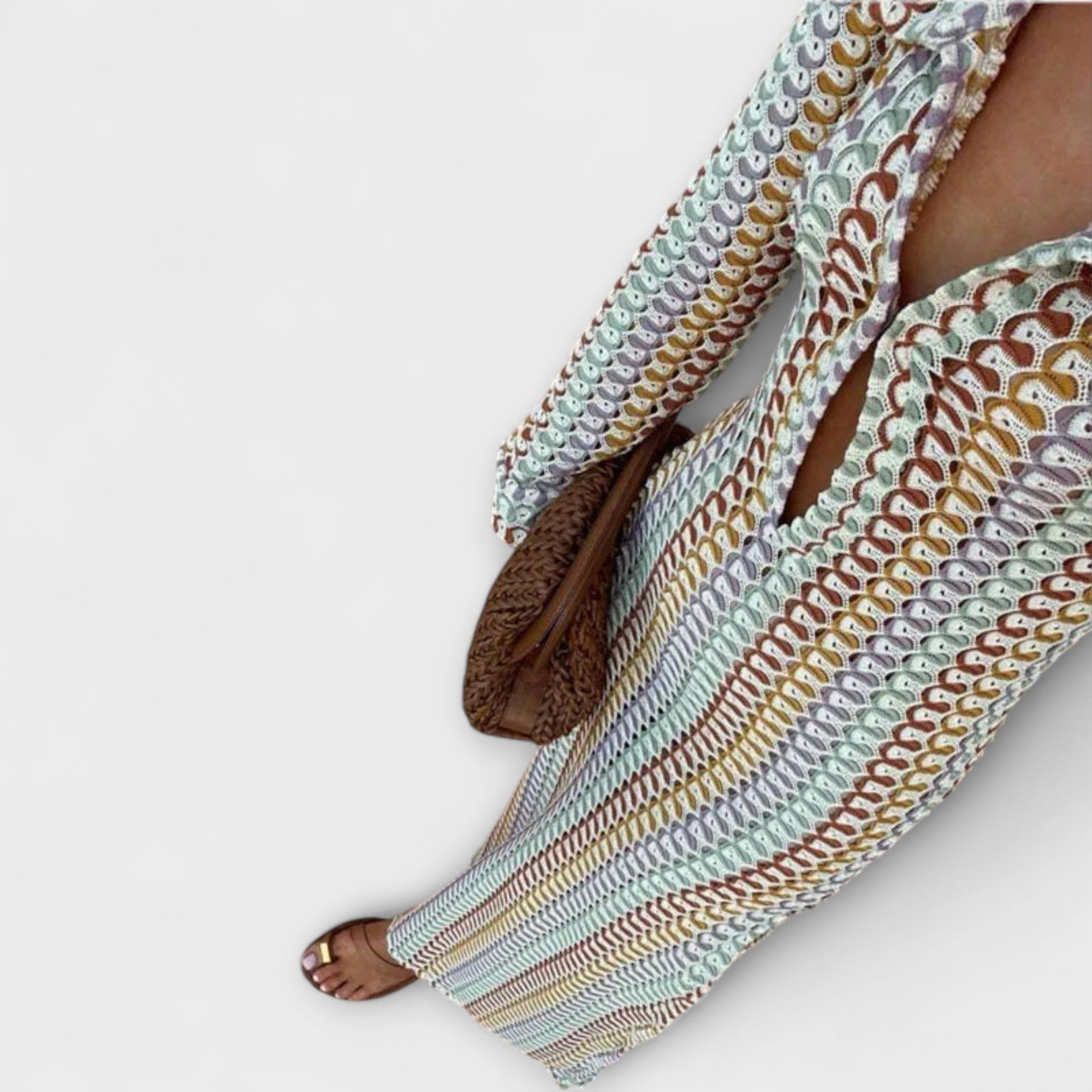 Elina – Maxi Dress with V-Neck and Holiday Flair