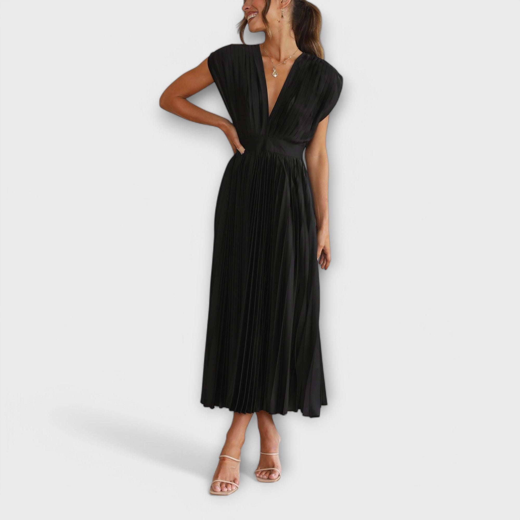 Maria - Stylish Pleated Dress