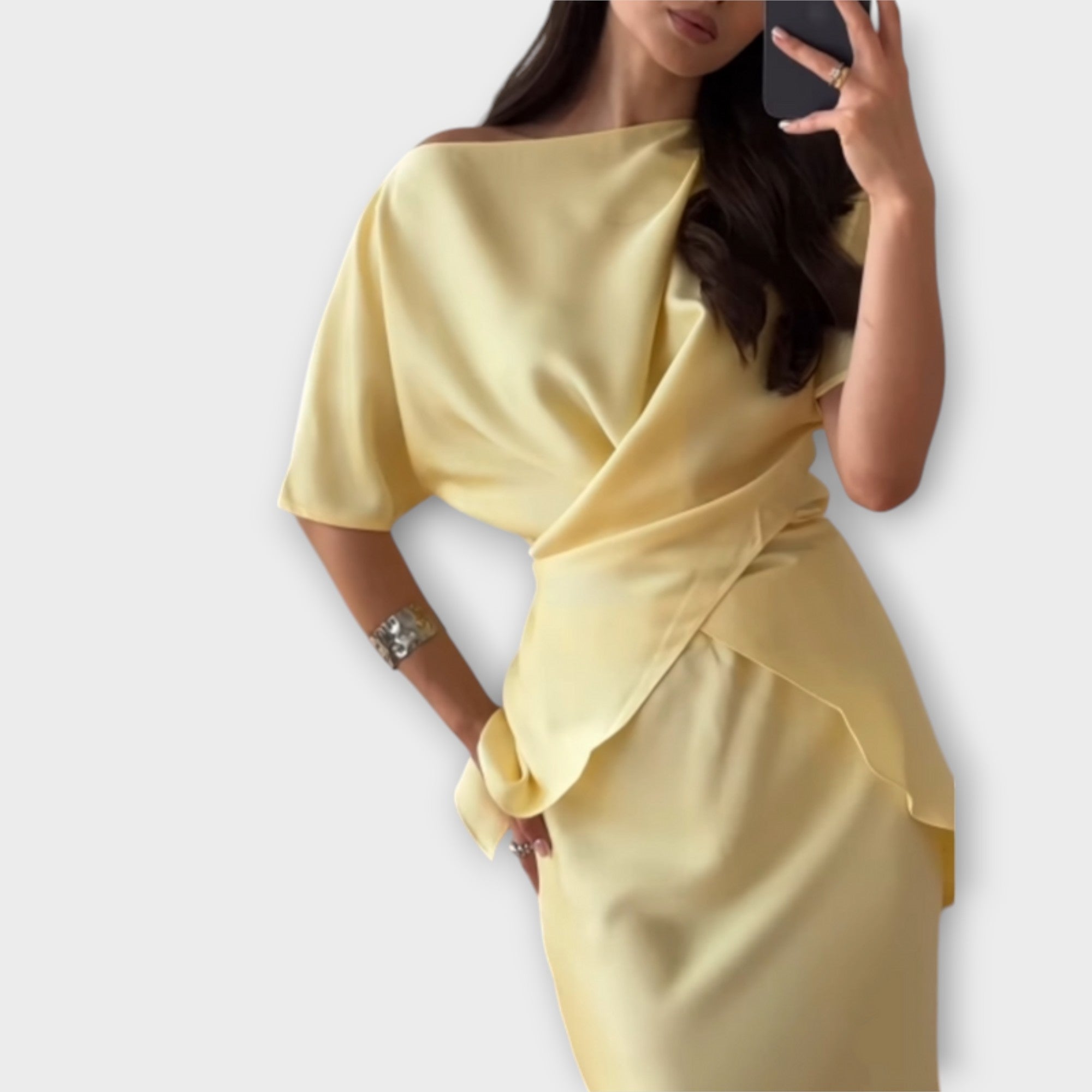 Finja - Off-Shoulder Top with Knot Front and Skirt Ensemble