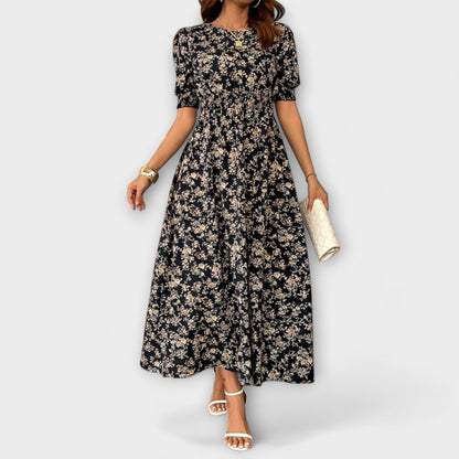 Amelia - Dress with Round Neck and Floral Pattern