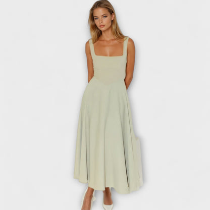 Scarlett - Elegant Evening Dress