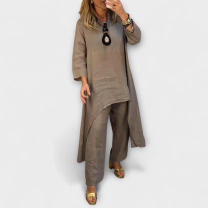 Tabea - Linen Suit with Round Neckline